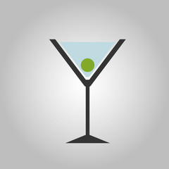Cocktail Abstrakt mit grüner Olive