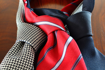 tre cravatte - three ties