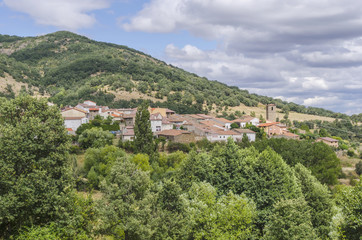 Fototapeta na wymiar Beautiful view on village surrounded by mountains. Zapardiel de la Ribera, Avila, Spain