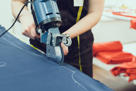 Cutting textile on a sewing manufacture