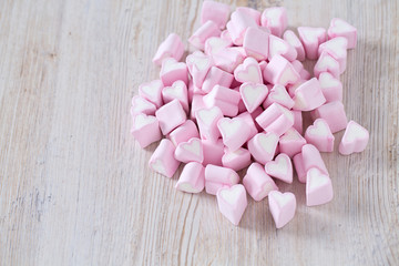 Obraz premium heart-shaped marshmallows