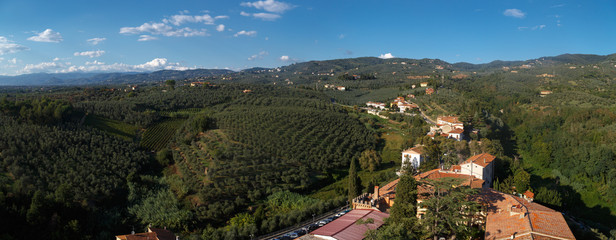 Fototapeta na wymiar Panoramic Conti Guidi Castle View