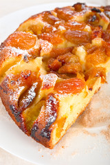 Aprikosenkuchen