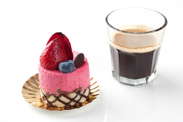 Strawberry mousse cake