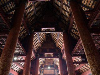 Obraz premium buddhism temple ceilling