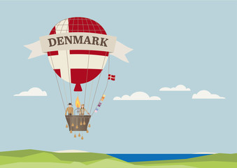 Fototapeta premium Air Balloon with Danish flag and people