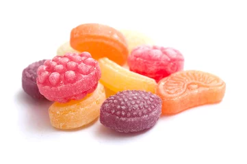 Zelfklevend Fotobehang Snoepjes traditionele zoetigheden op witte achtergrond