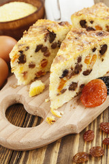 Casserole with and dried fruits