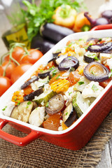 Chicken baked with vegetables