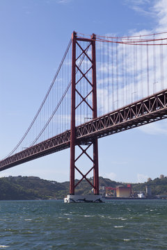 25 de Abril Bridge © visualcortex