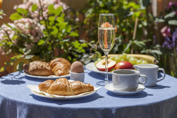 Frühstück mit Sekt