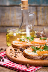 sandwich with red fish