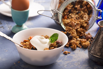 Granola with apple and oatmeal