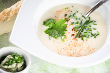 Spargelcremesuppe