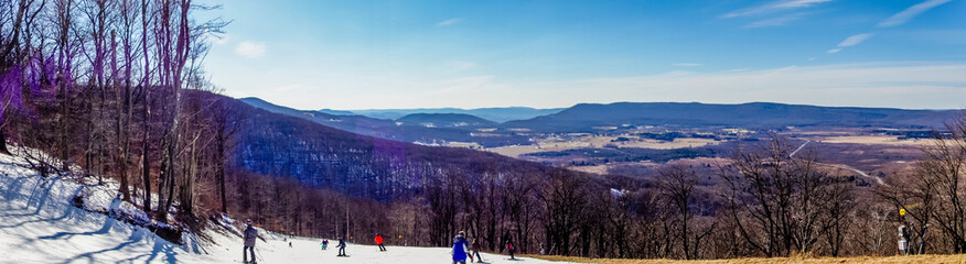 Fototapeta premium beautiful winter landscape at timberline west virginia