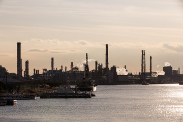 工場(プラント)