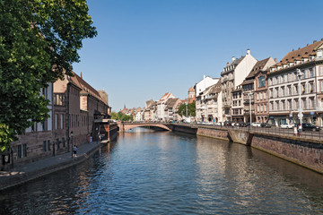 Fototapeta premium the bridge pont du corbeau in the old town of strasbourg, France