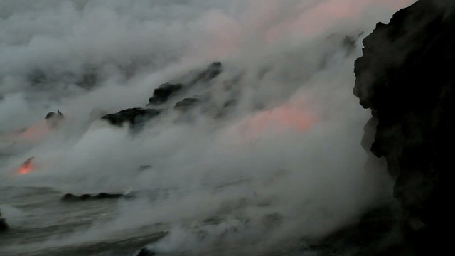 Hawaii, Kalapana, USA: Lava flow into the sea