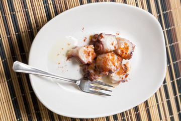 ration wing Galician octopus