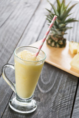 pineapple smoothie
