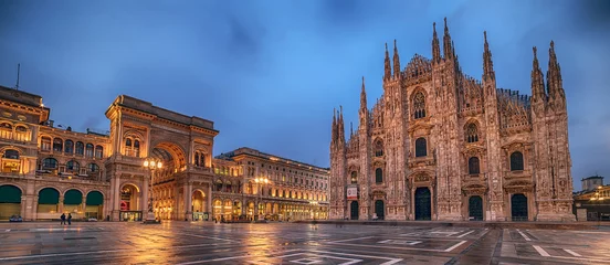 Papier Peint photo Monument historique Milan, Italie : Piazza del Duomo, Place de la Cathédrale
