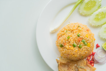 Fried Rice with Crispy Gourami Fish