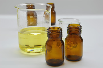 Topaz dropper glass containers