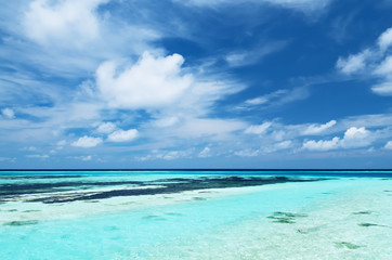 Fototapeta na wymiar Tropical seascape in Maldives