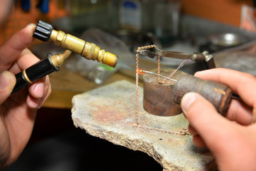 jeweler 