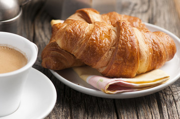Cappuccino e brioches