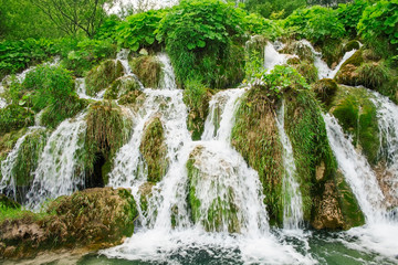 Fototapeta na wymiar Beautiful waterfall in National park Plitvice lakes, Croatia.