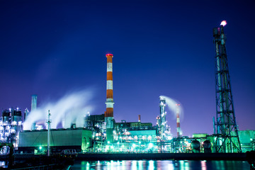 京浜地区・川崎の工場の夕景・夜景