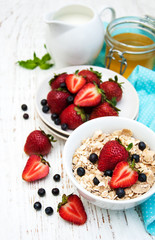 Muesli with strawberries