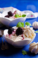 Dessert of meringue and cream