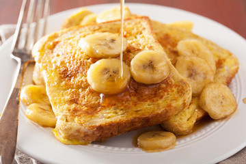 french toasts with caramelized banana for breakfast