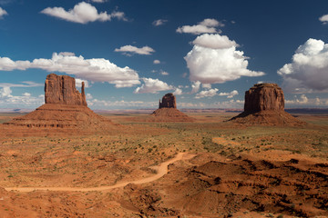 Monument Valley, Three Mountains Panorama