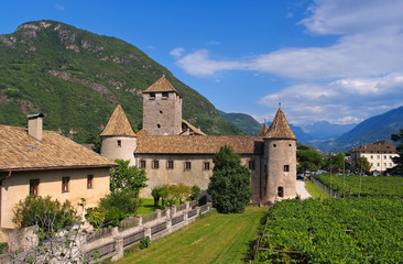 Fototapeta na wymiar Bozen Schloss Maretsch - Bolzano, the Maretsch Castle