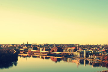 Obraz premium Georgetown Sicht vom Kennedy Center aus