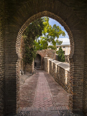 Torbogen in der Maurische Festung Alcazaba, Málaga, Andalusien, Spanien