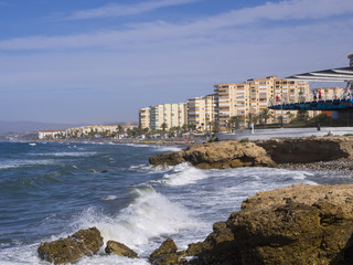 Playa El Salón, Strand, Nerja, Provinz Malaga, Costa del Sol, Andalusien, Spanien © David Brown