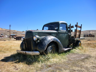 Fototapeta premium Abandoned old truck in Bodie California - landscape color photo
