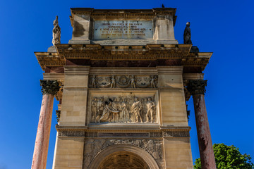 Fototapeta na wymiar Triumphal Arch (Arc de Triomphe du Carrousel). Paris, France.