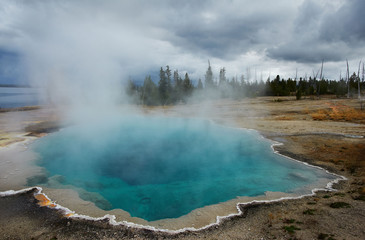 West Thumb Geyser Basin, Yellowstone, Wyoming, USA
