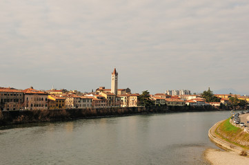 Obraz premium blick über etsch auf verona von castelvecchio