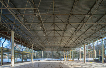 Metall Construction. Construction of the hangar.