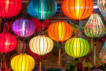Paper lanterns on the streets of old Asian town - obrazy, fototapety, plakaty