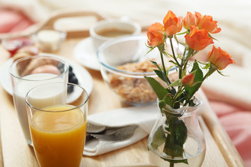 breakfast served in bed