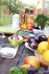 Selbstklebende Fototapeten picnic summer vegetables © photoniko