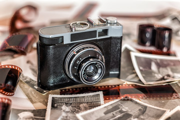 Stary aparat fotograficzny, Polaroid - obrazy, fototapety, plakaty