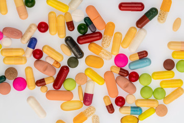 Viele bunte Tabletten